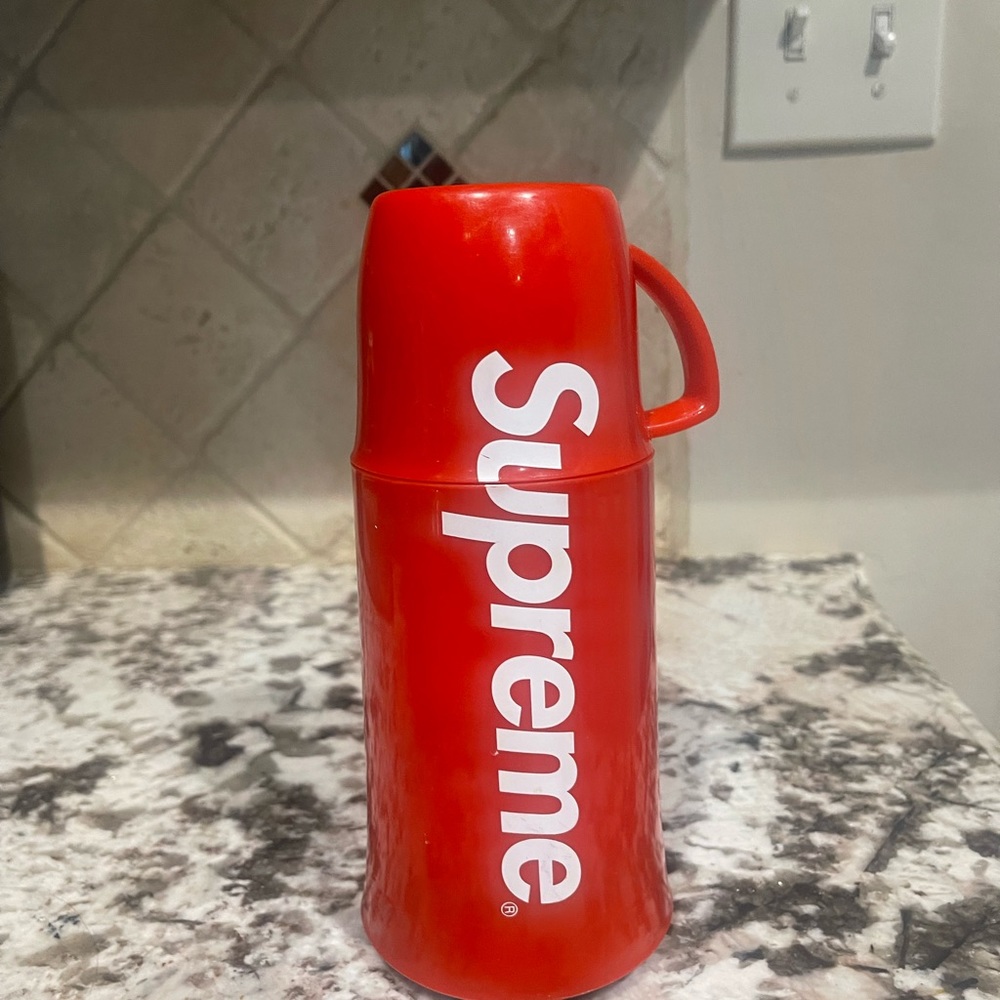 SUPREME X Helios Thermos - FW15
